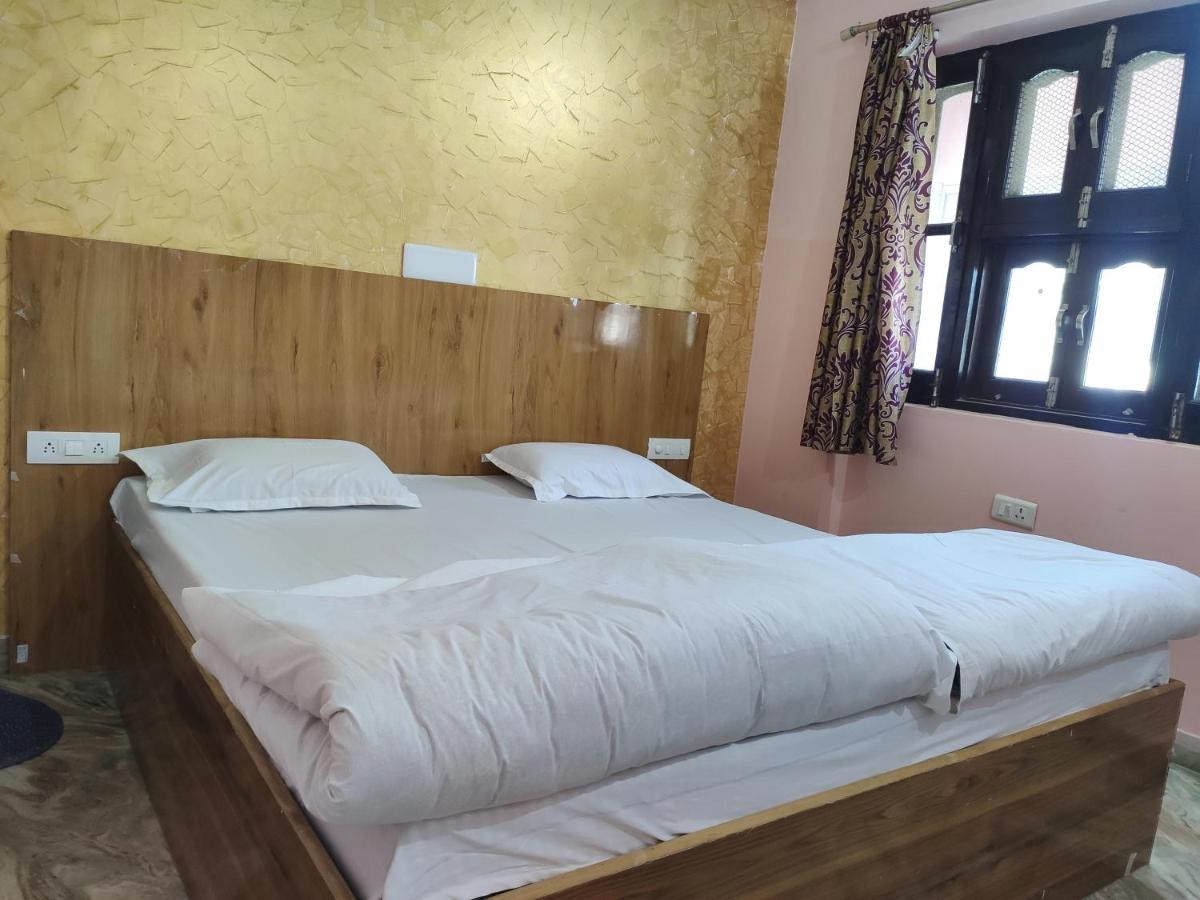 Choudhary Guest House Удайпур Екстер'єр фото